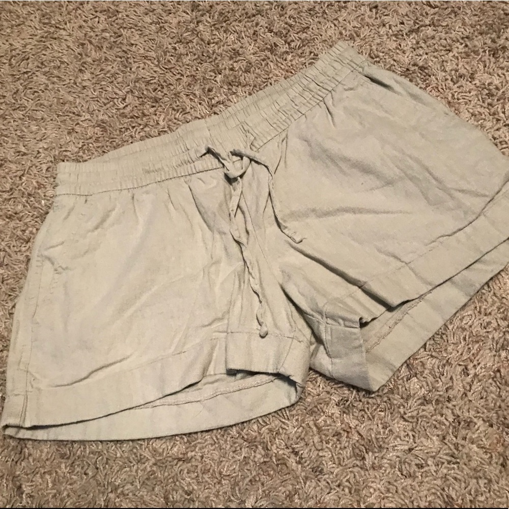 Gap shorts